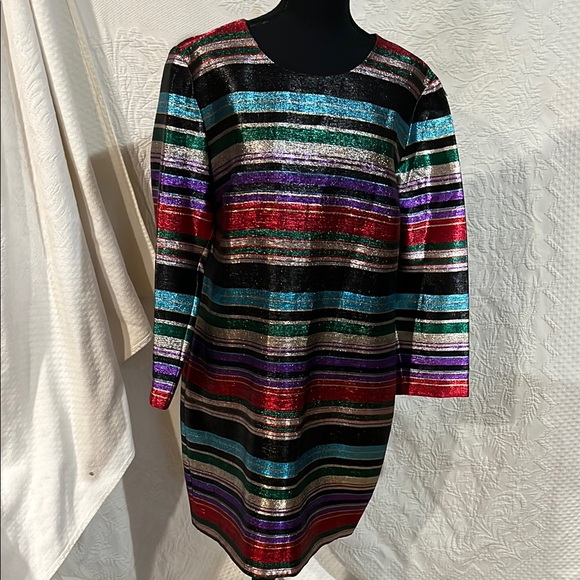 Trina Turk Dresses & Skirts - Trina Turk Metallic Striped‎ Shift Dress